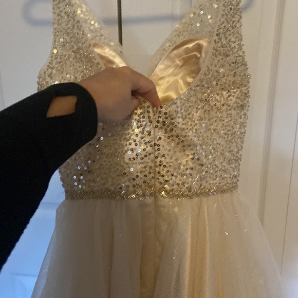 Dancing Queen size small grad/prom dress - Picture 11 of 11